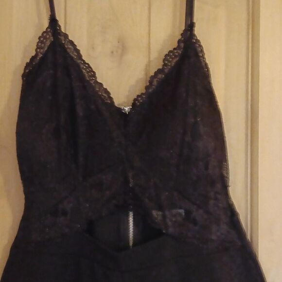 J for Justify Lace Jumpsuit - Picture 2 of 13